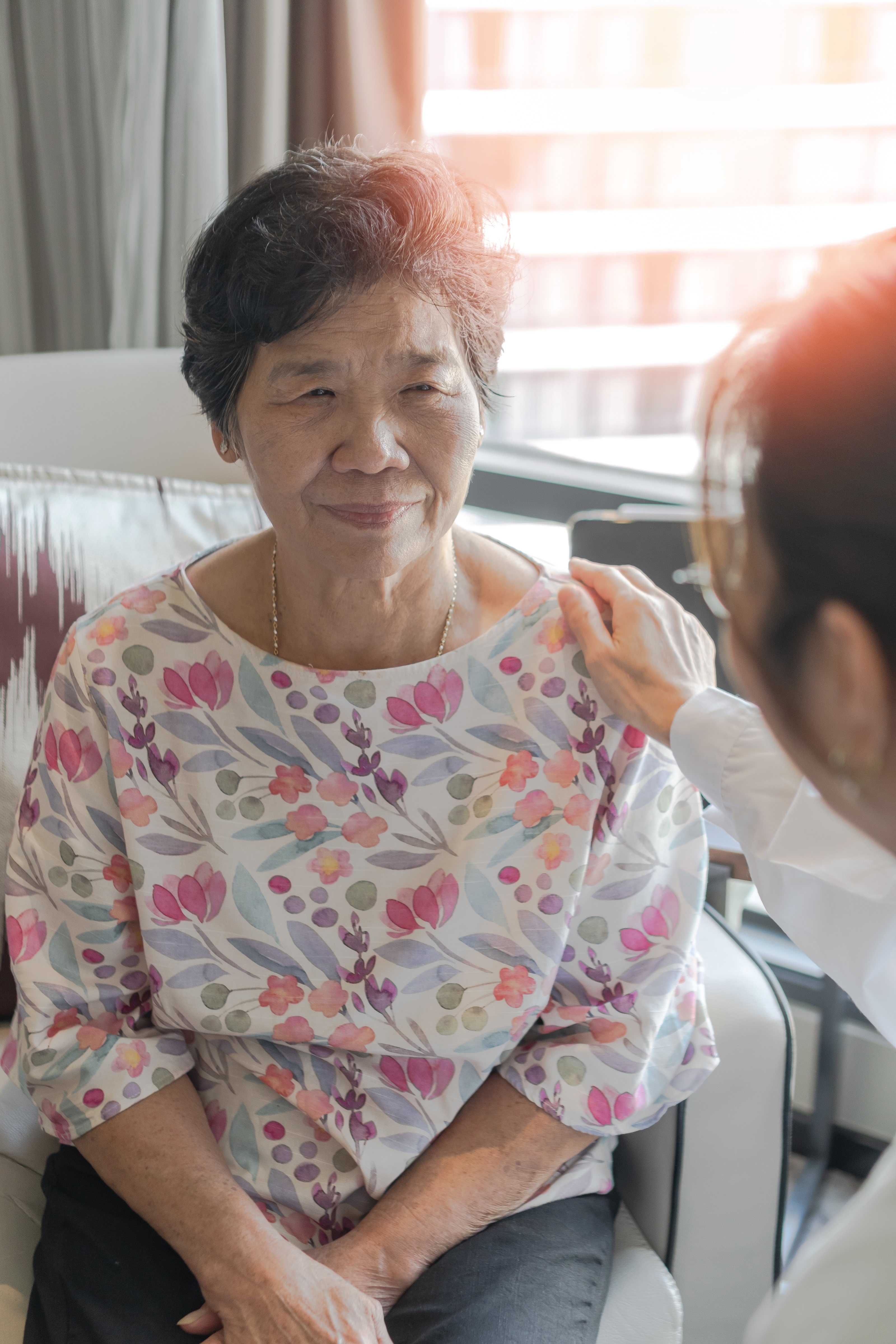 Elderly,Hospice,Home,Care,For,Senior,Elder,Patient,With,Asian